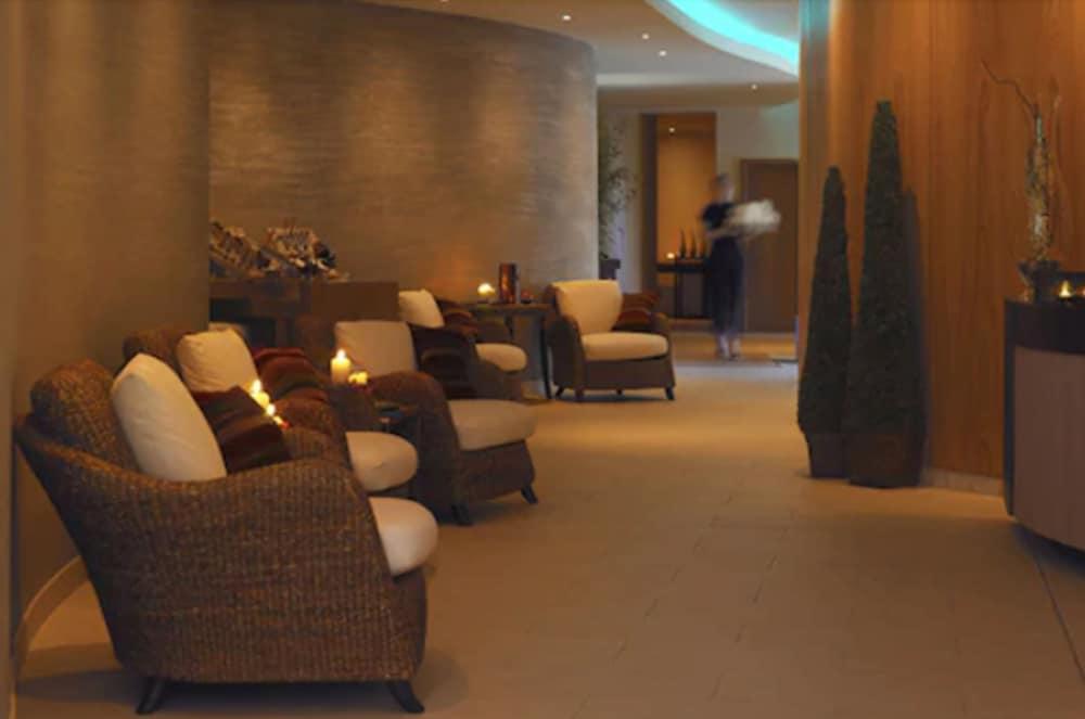 Aghadoe Heights Hotel & Spa Killarney Exterior foto The spa at The Dorchester